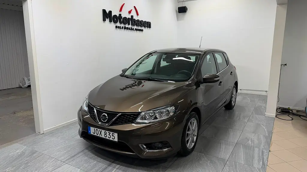 Nissan Pulsar 2015