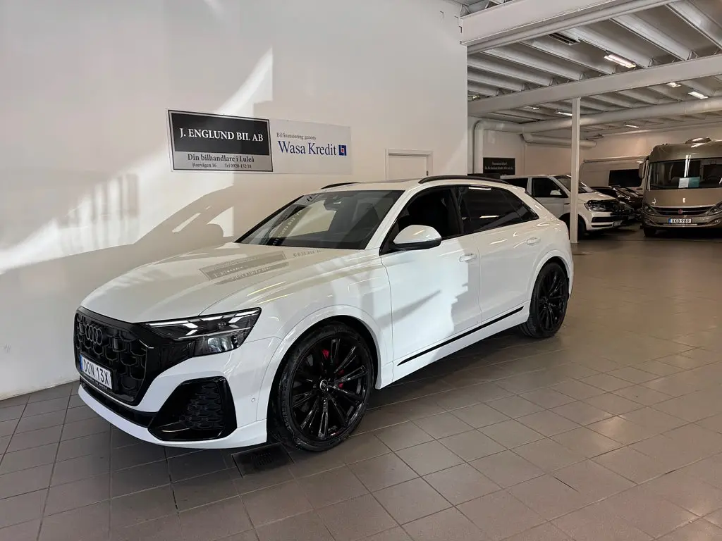 Audi Q8 2025