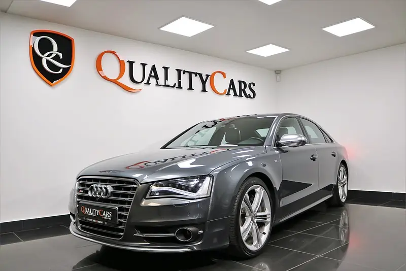 Audi A8 2012