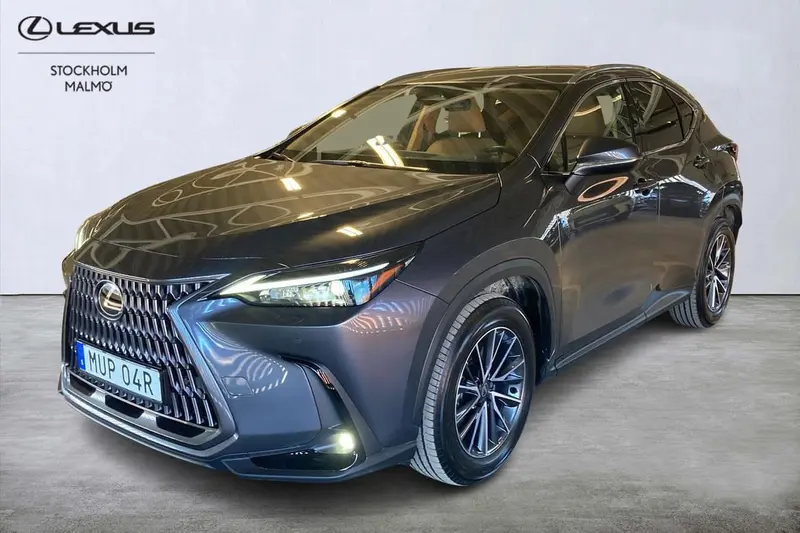 Lexus NX 2025