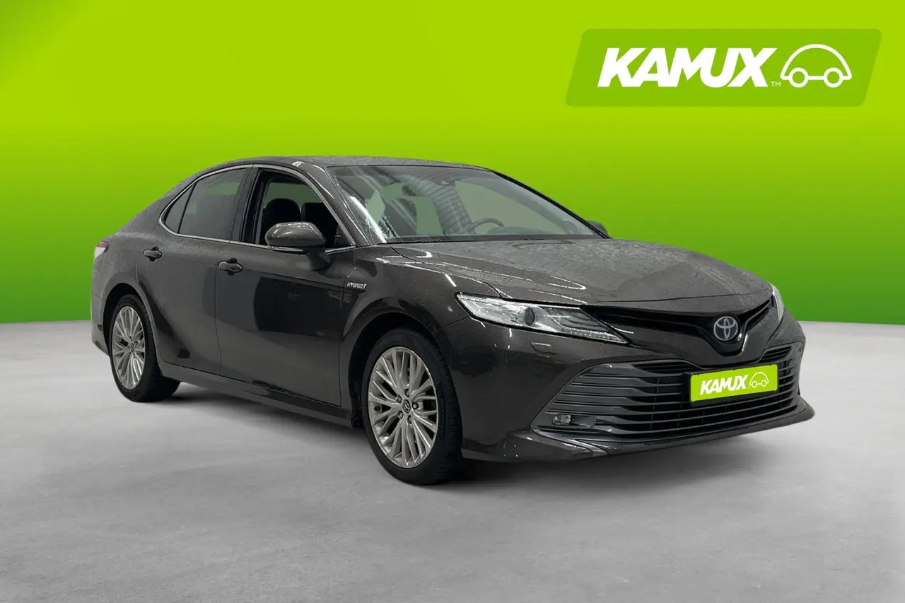 Toyota Camry 2019