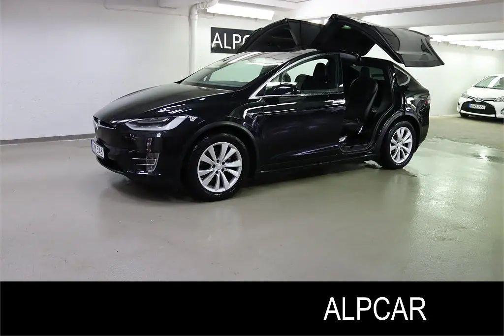 Tesla Model X 2017