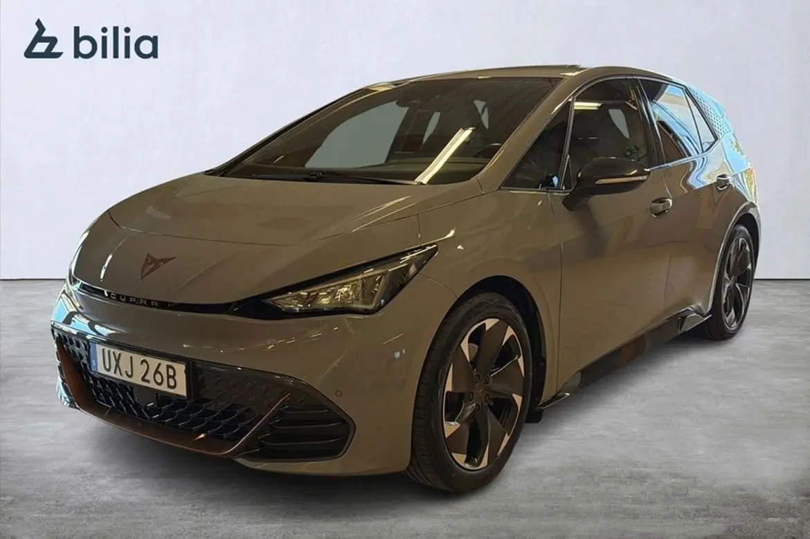 CUPRA Born 2023