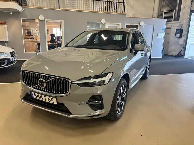 Volvo XC60 2025