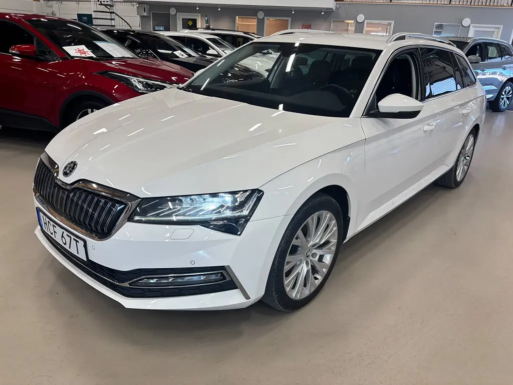 Skoda Superb 2021