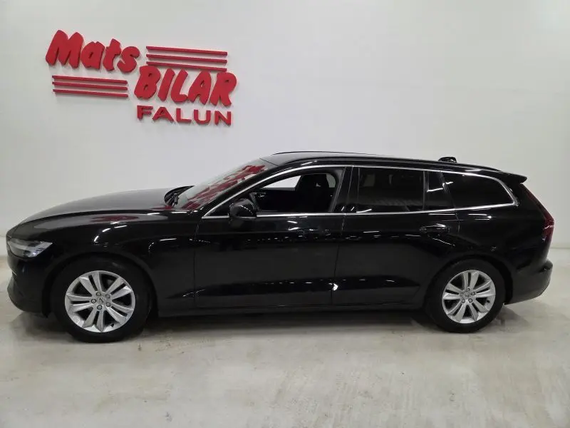 Volvo V60 2022