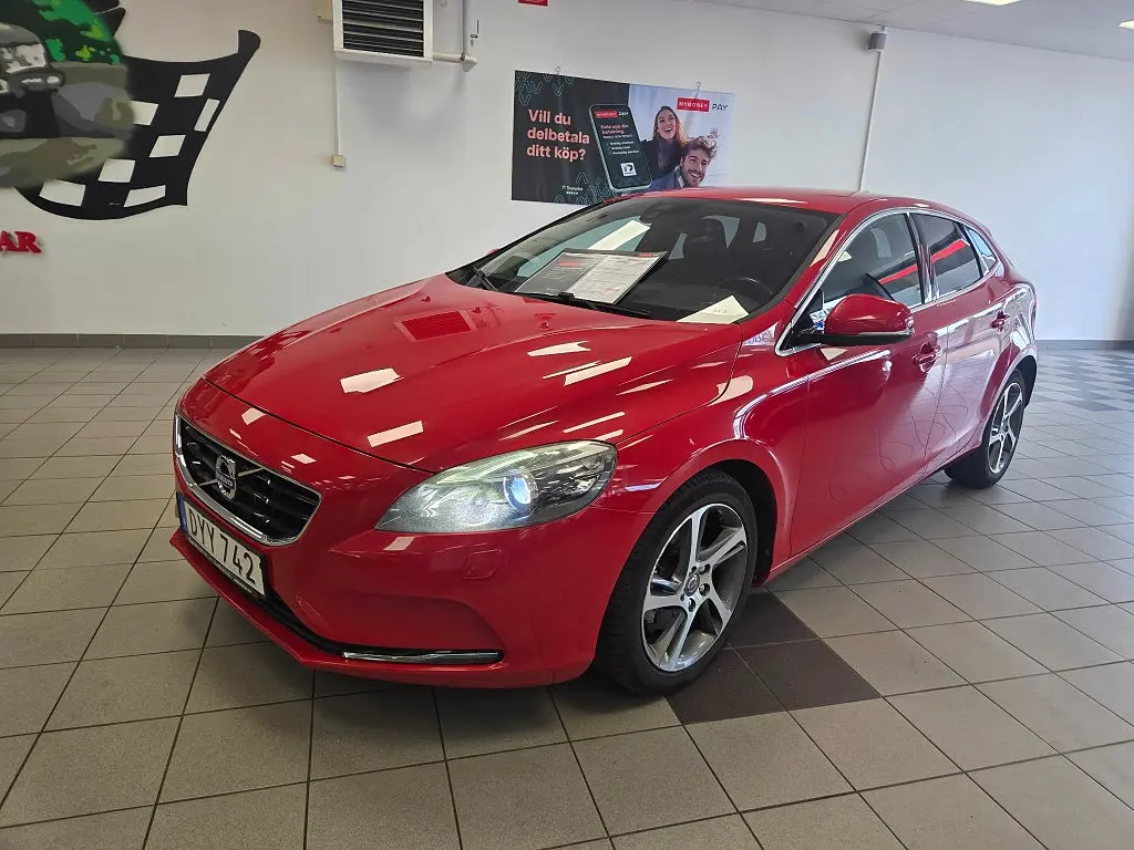 Volvo V40 2015