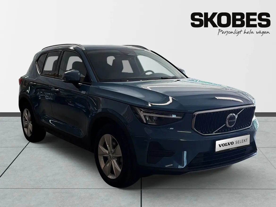 Volvo XC40 2025
