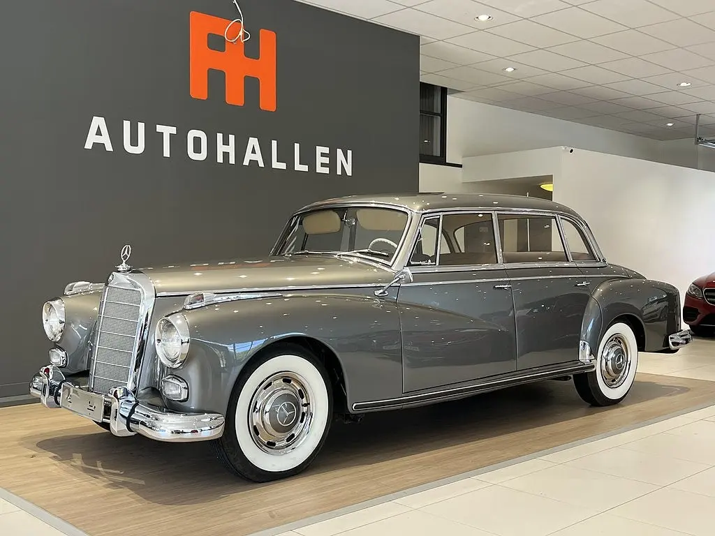 Mercedes-Benz 300 1959