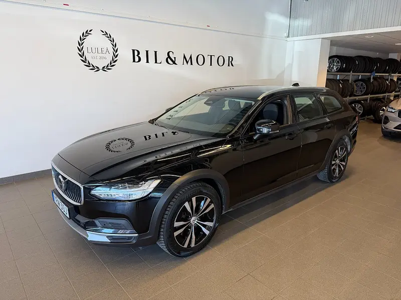 Volvo V90 2022