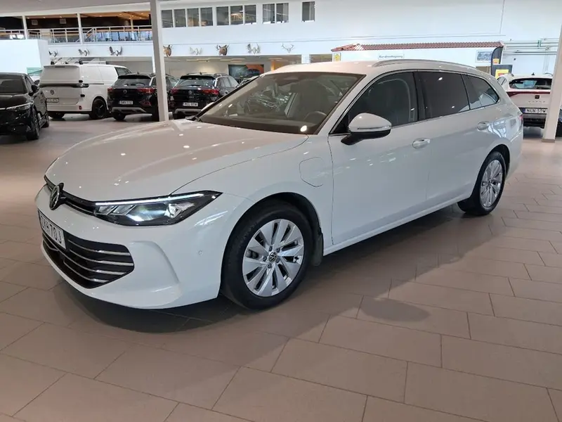 Volkswagen Passat 2024