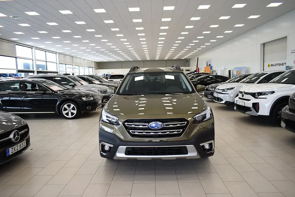 Subaru Outback 2025