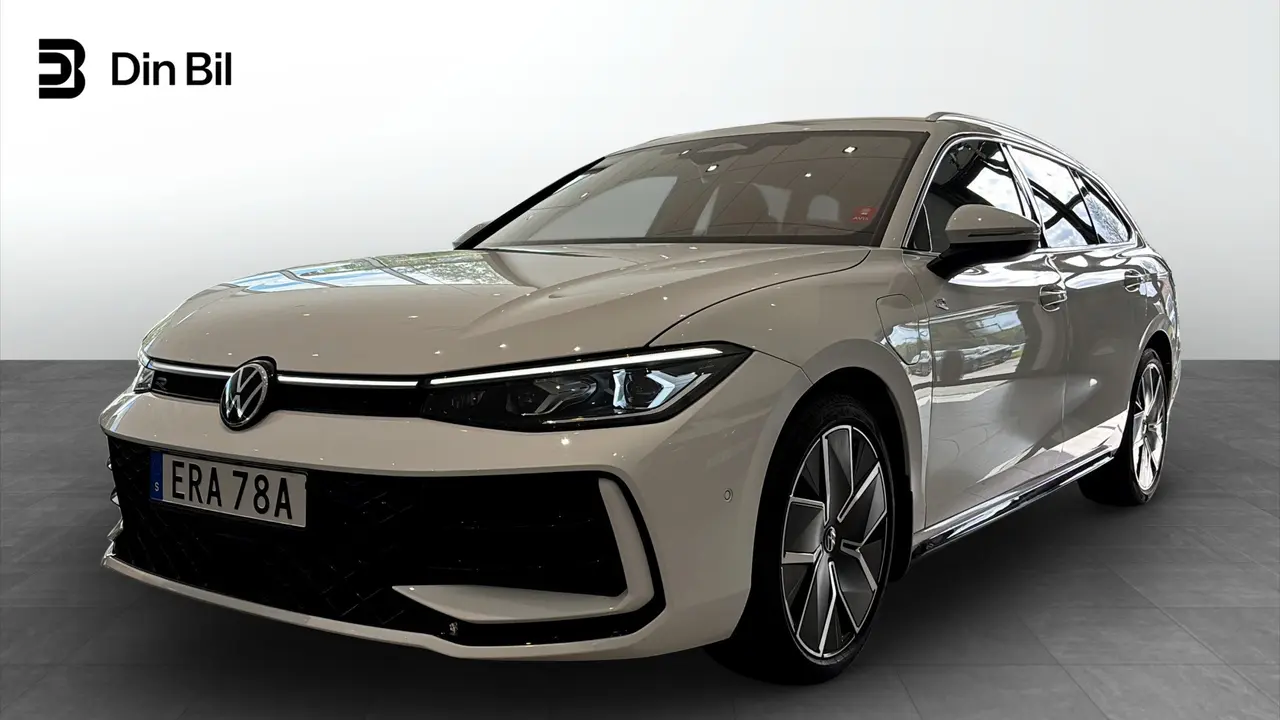 Volkswagen Passat 2025