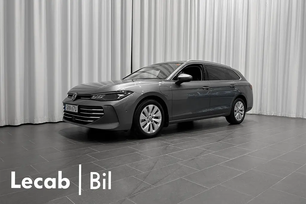 Volkswagen Passat 2025