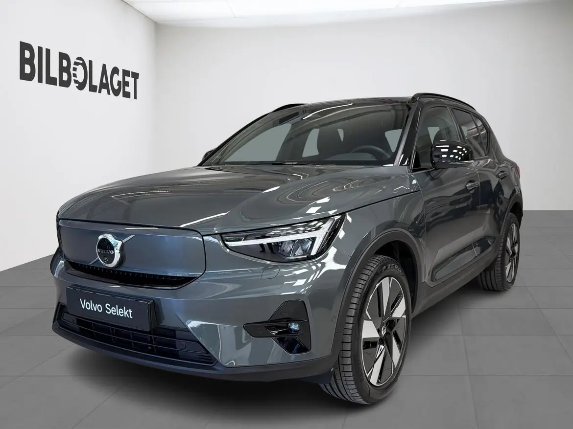 Volvo EX40 2026