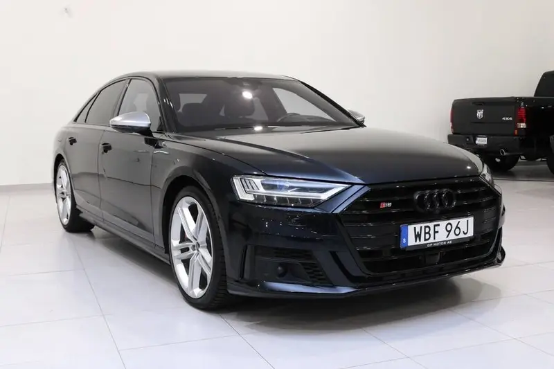 Audi A8 2021