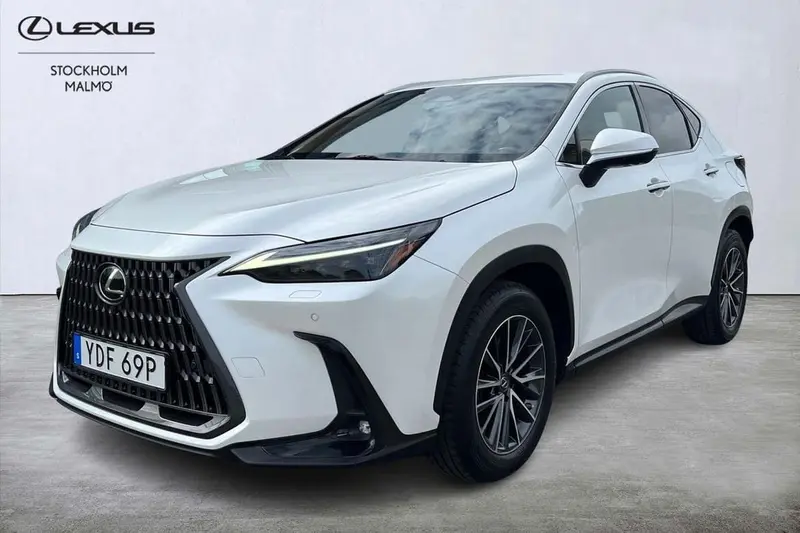 Lexus NX 2023