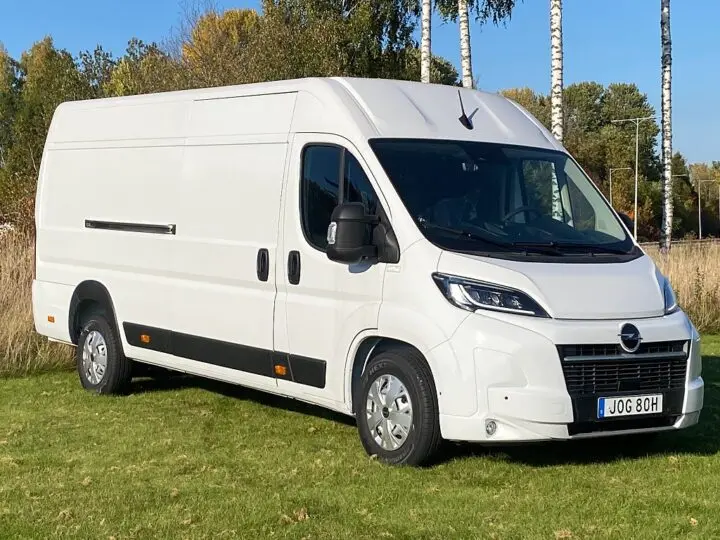 Opel Movano 2025