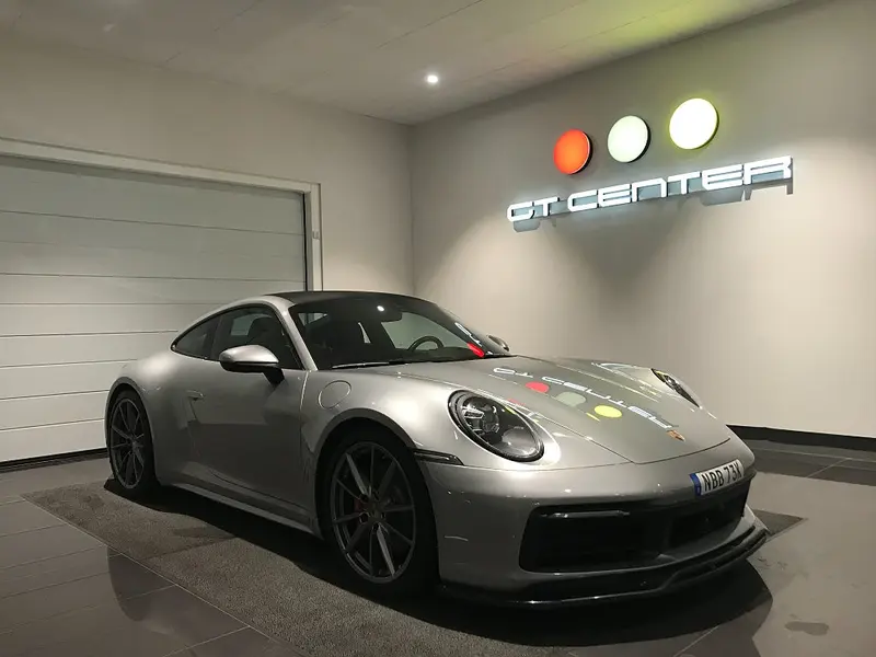 Porsche 911 2020