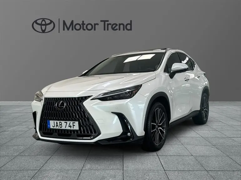 Lexus NX 2022