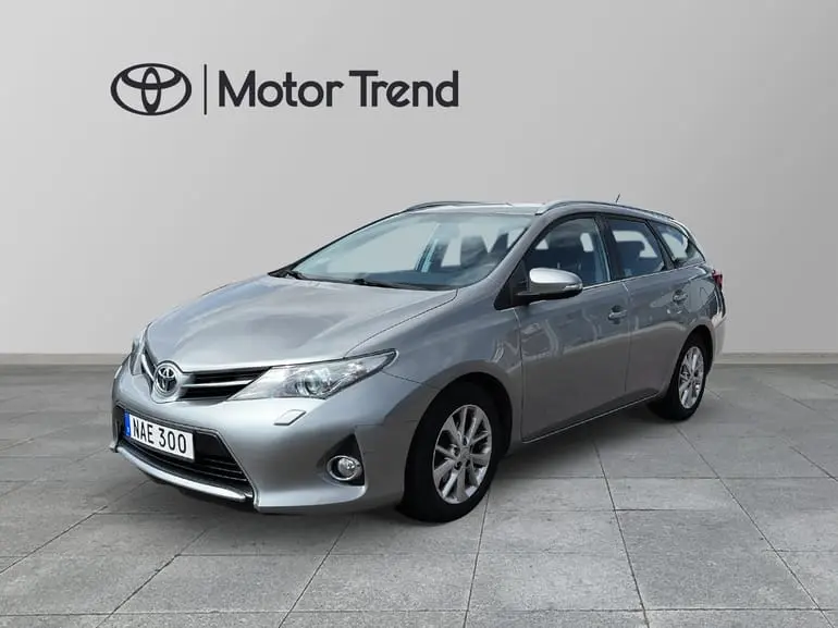 Toyota Auris 2014