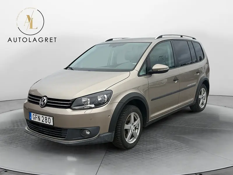 Volkswagen CrossTouran 2015