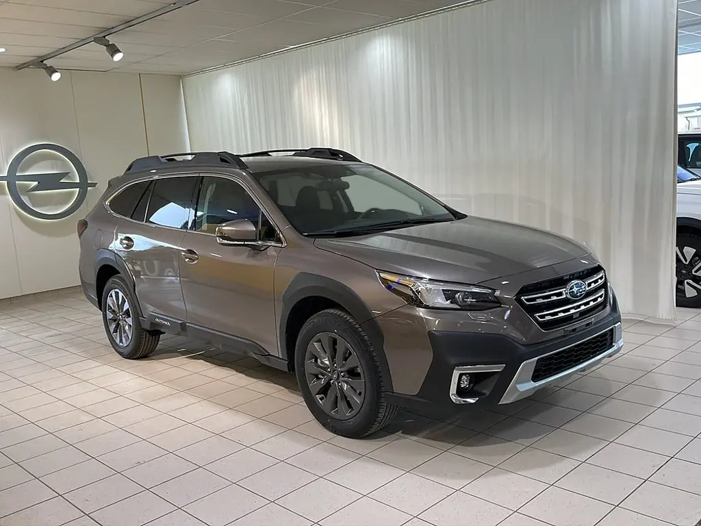 Subaru Outback 2025