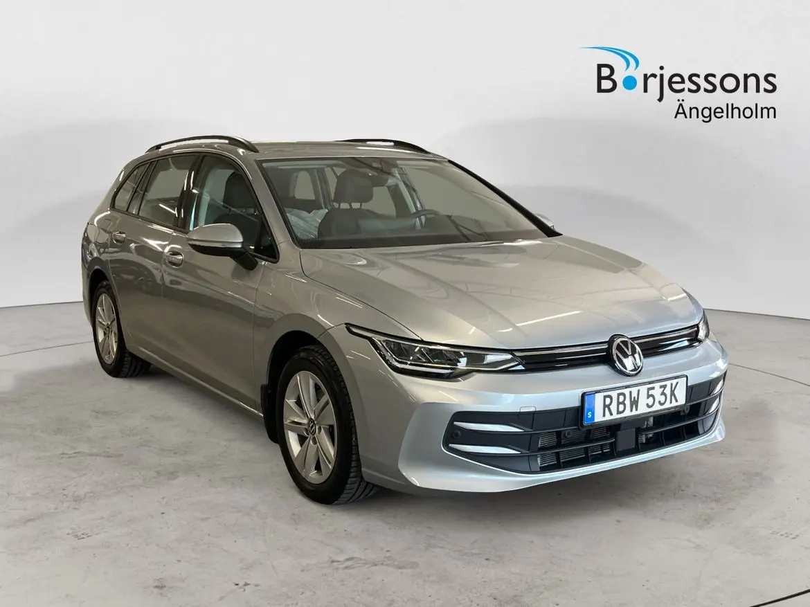 Volkswagen Golf 2025