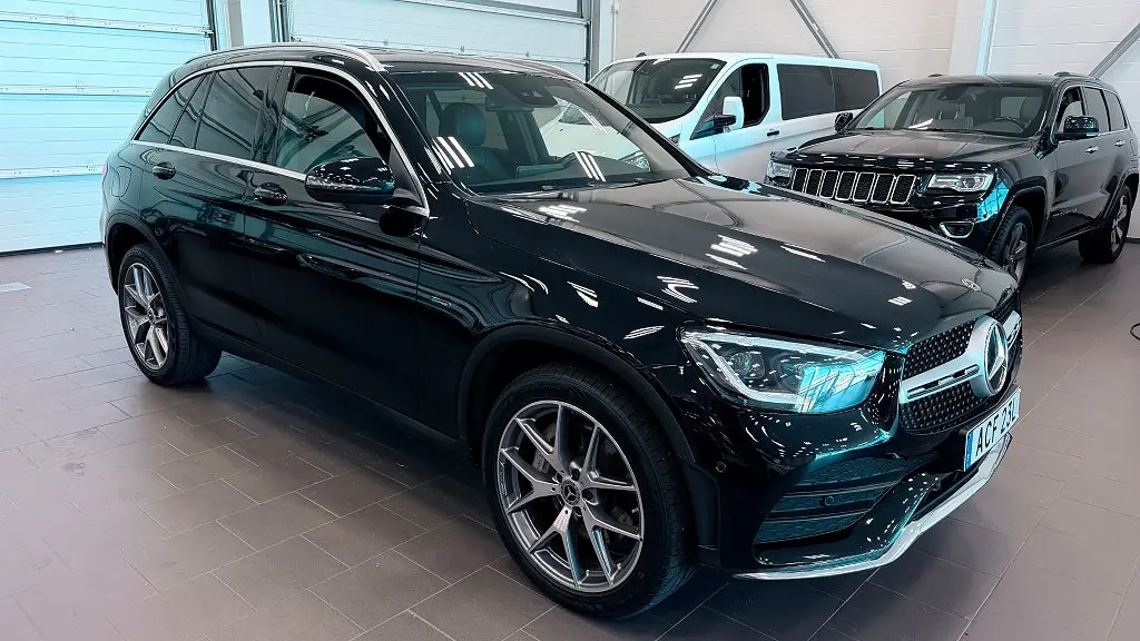 Mercedes-Benz GLC 2021