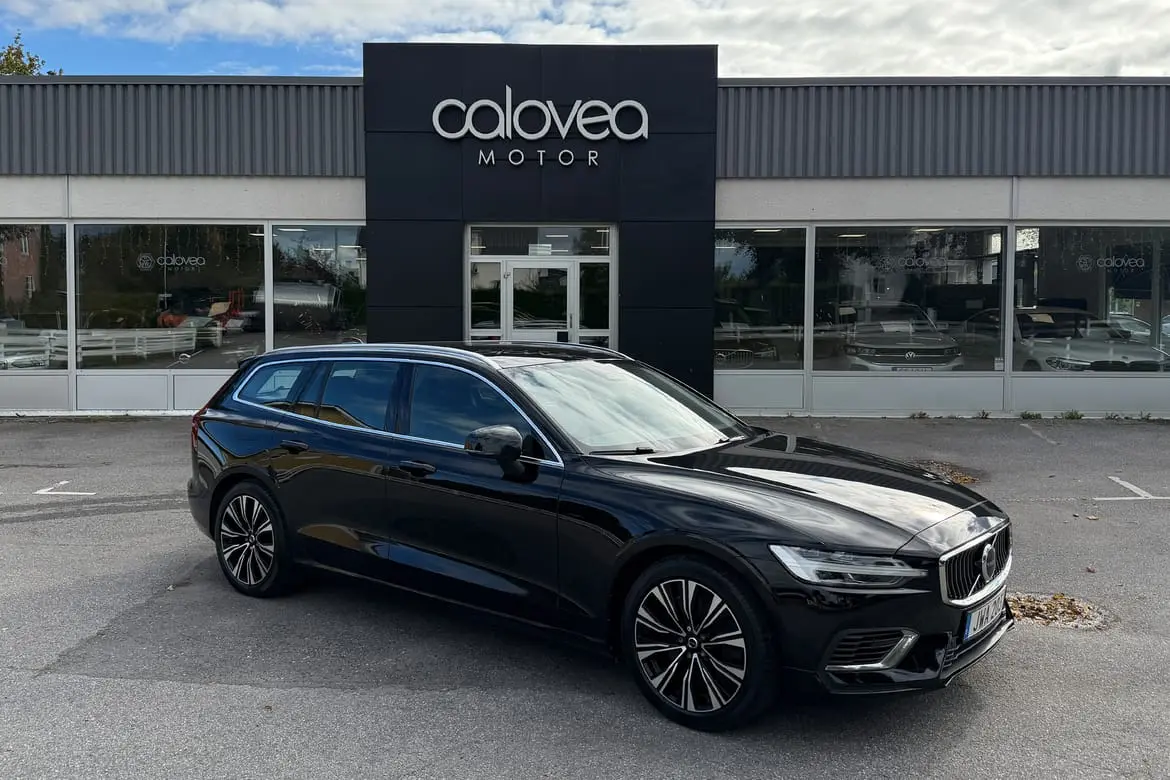 Volvo V60 2023