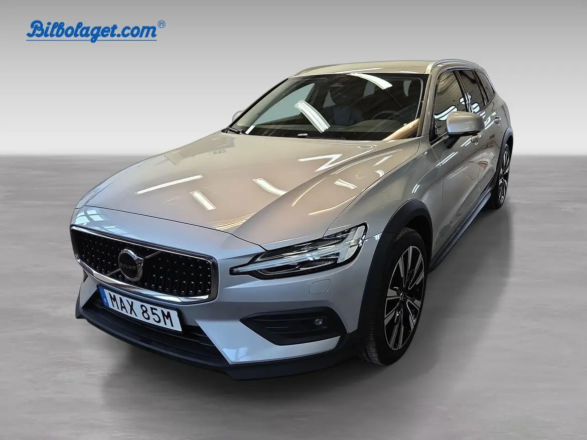 Volvo V60 2024