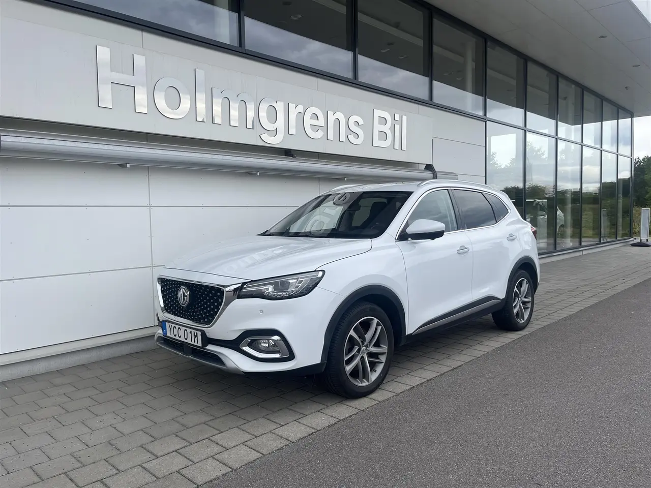 MG HS 2022