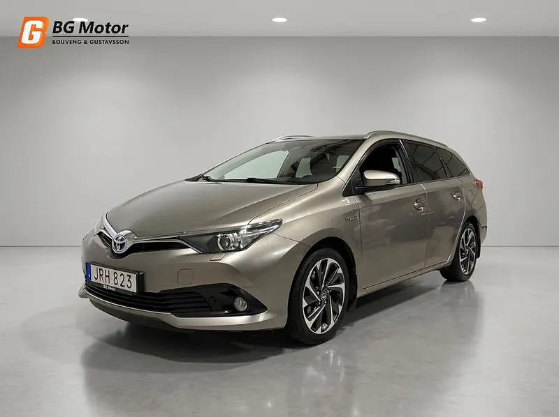 Toyota Auris 2015