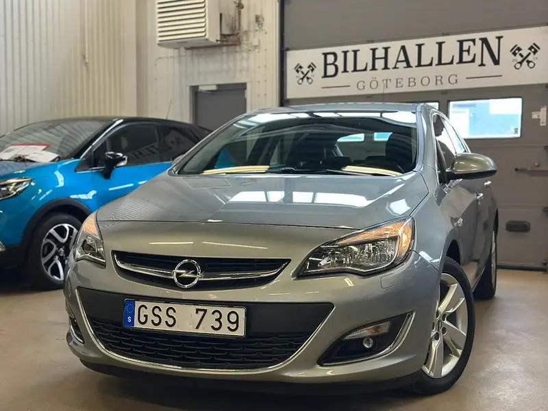Opel Astra 2013