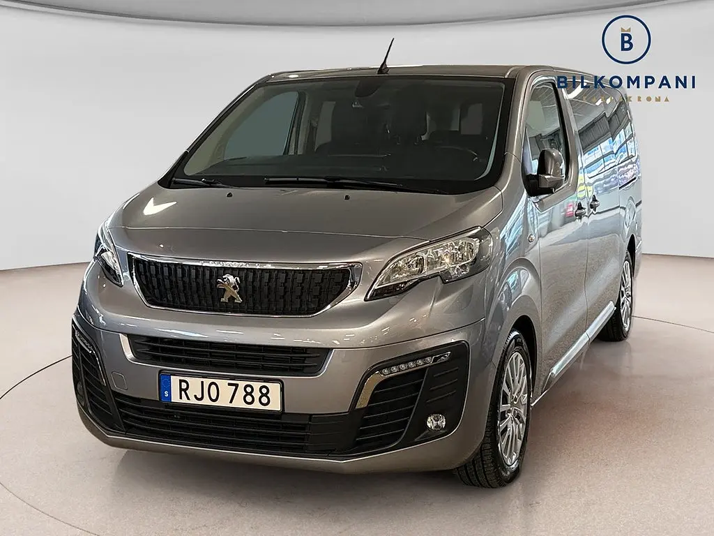 Peugeot Traveller 2021
