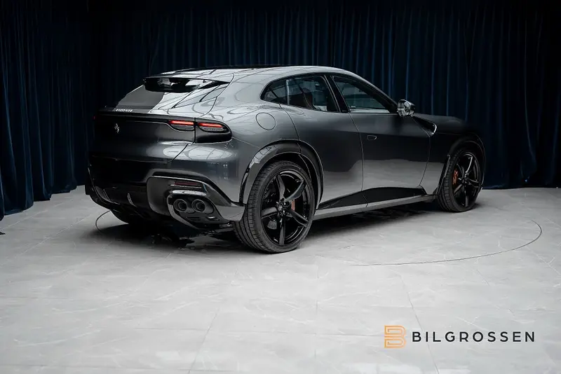 Ferrari Purosangue 2026
