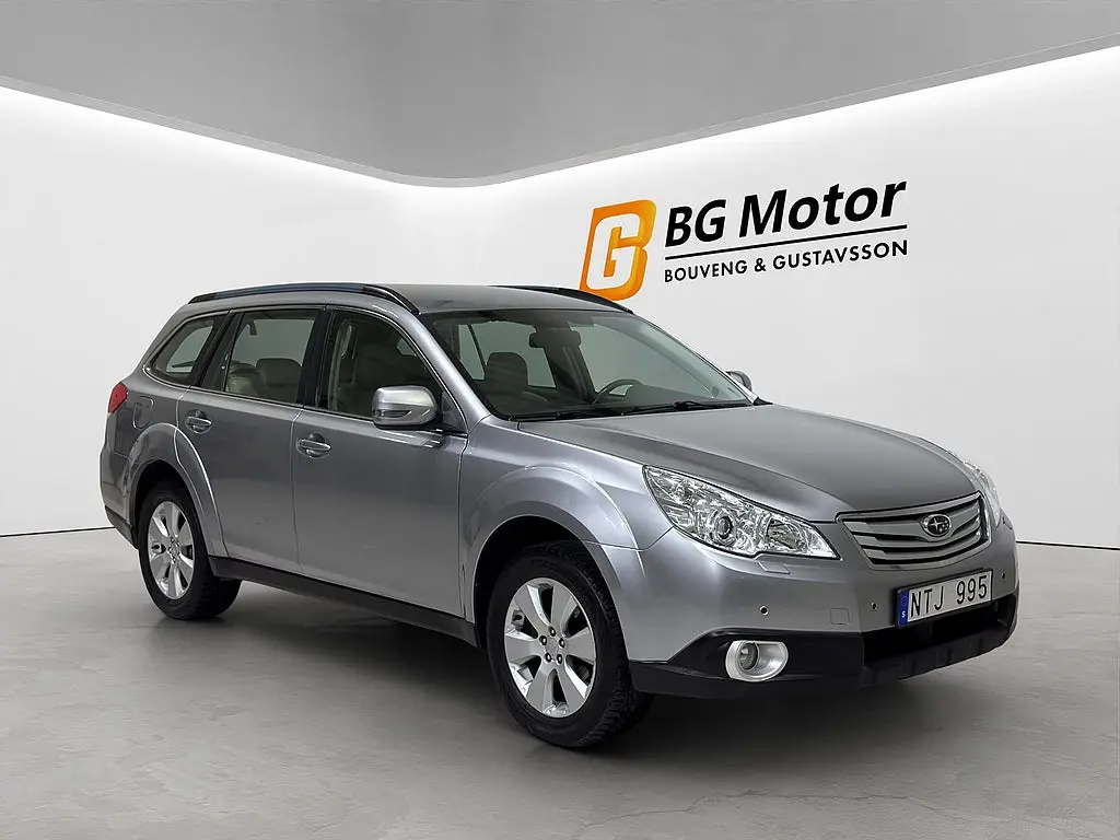 Subaru Outback 2011