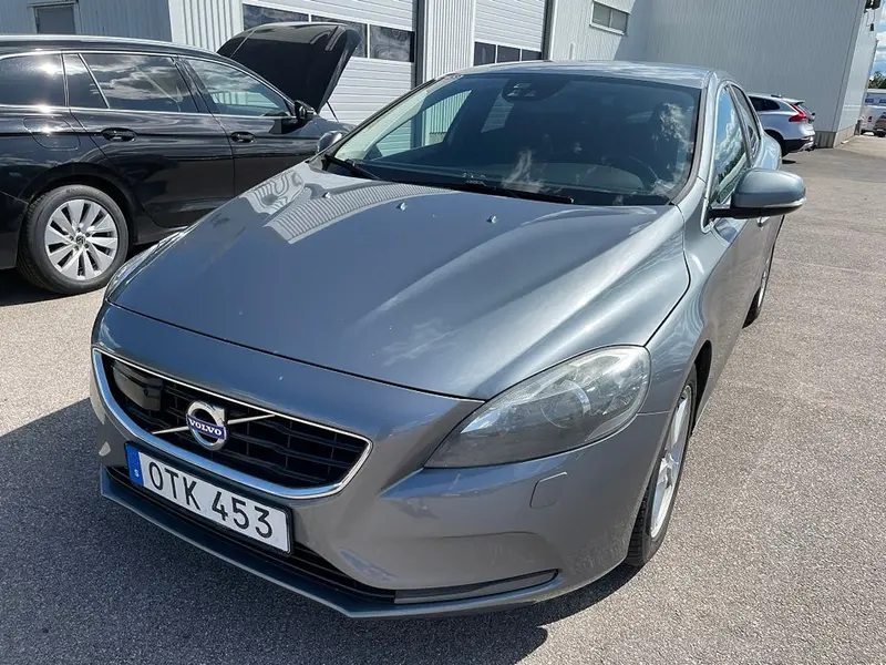 Volvo V40 2015