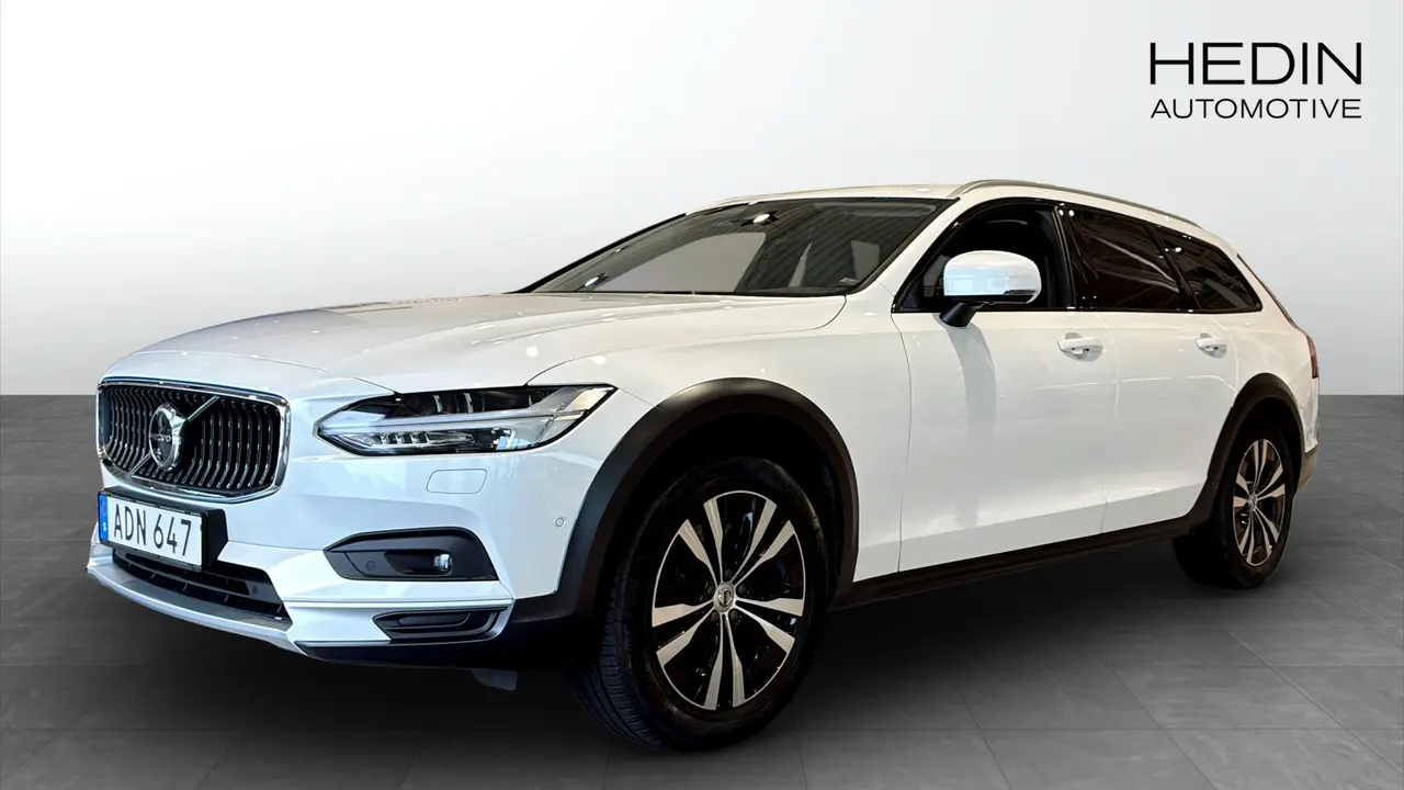 Volvo V90 2024