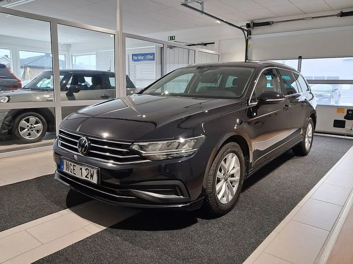Volkswagen Passat 2023