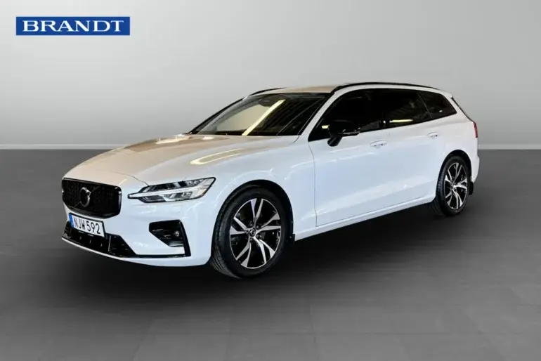 Volvo V60 2023