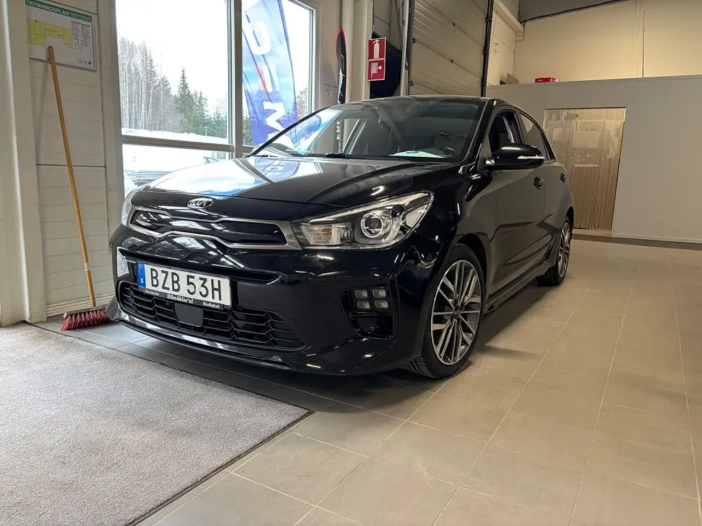 Kia Rio 2021