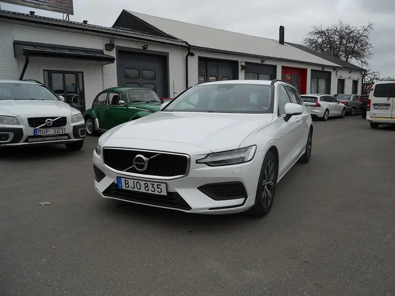 Volvo V60 2024