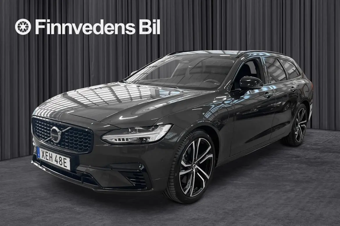 Volvo V90 2024