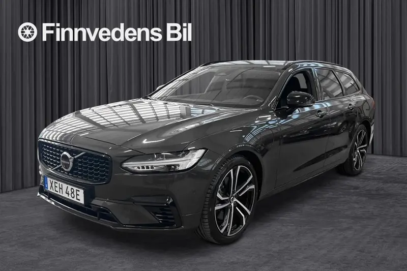 Volvo V90 2024
