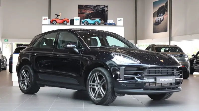 Porsche Macan 2021