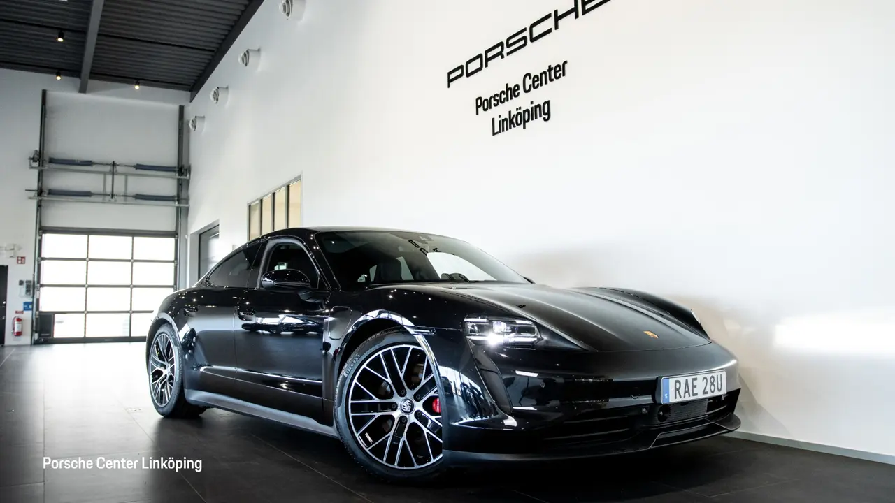 Porsche Taycan 2022