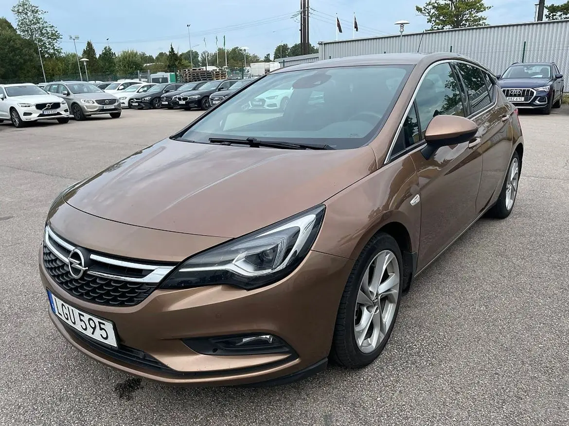 Opel Astra 2016