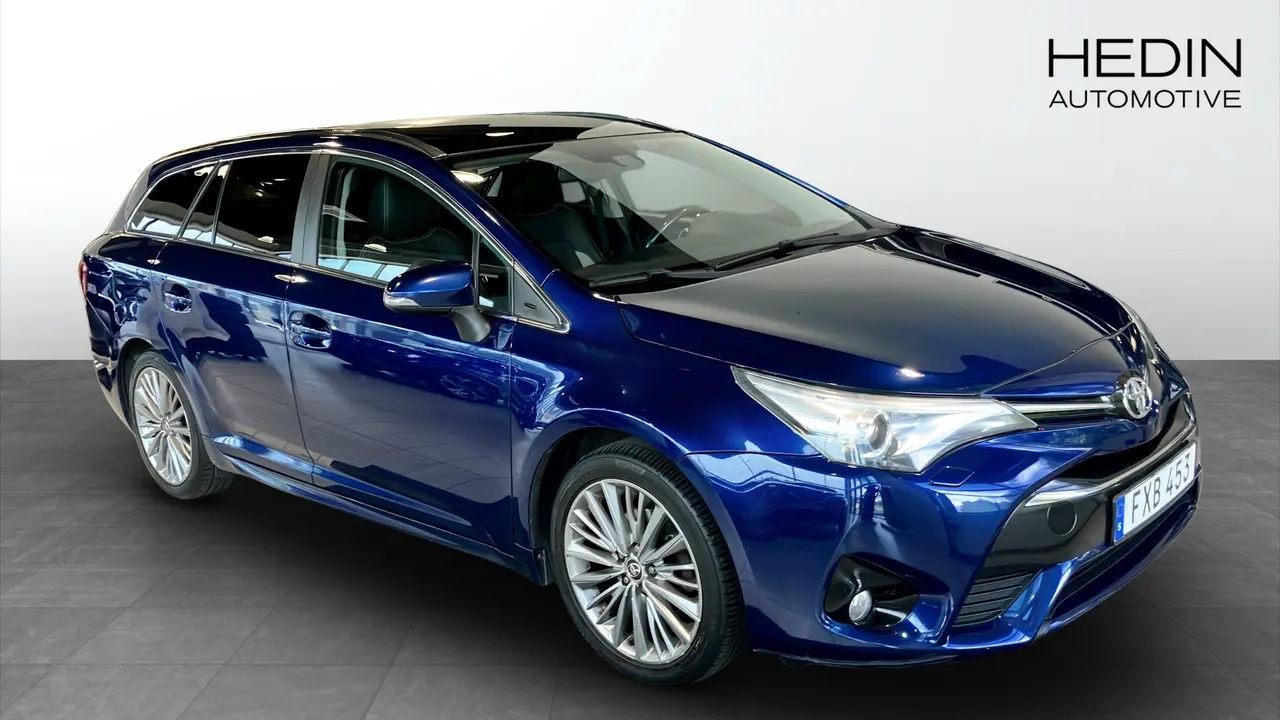 Toyota Avensis 2015