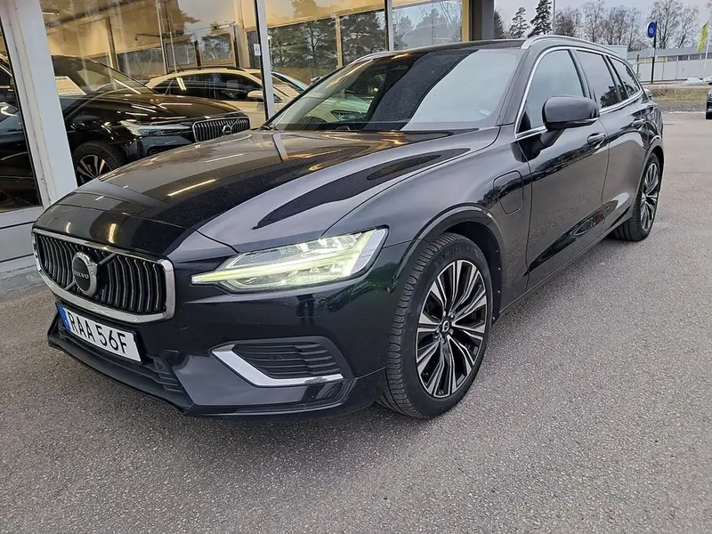 Volvo V60 2023